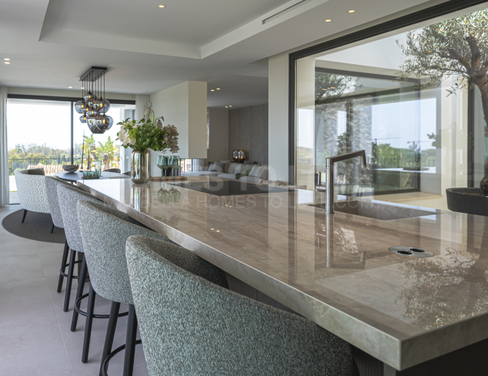 High-End Sea View Villa with Luxury Finishes for Sale in Cumbres de Elviria, Marbella East