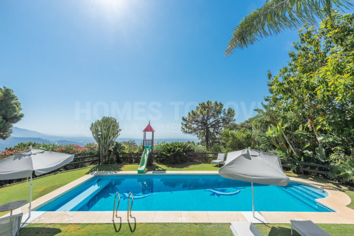 Magnifique villa à La Zagaleta, avec vue sur la mer et une piscine intérieure et SPA!