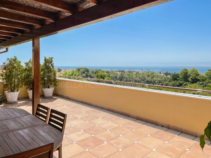 Elegant Penthouse in Condado de Sierra Blanca, Marbella Golden Mile