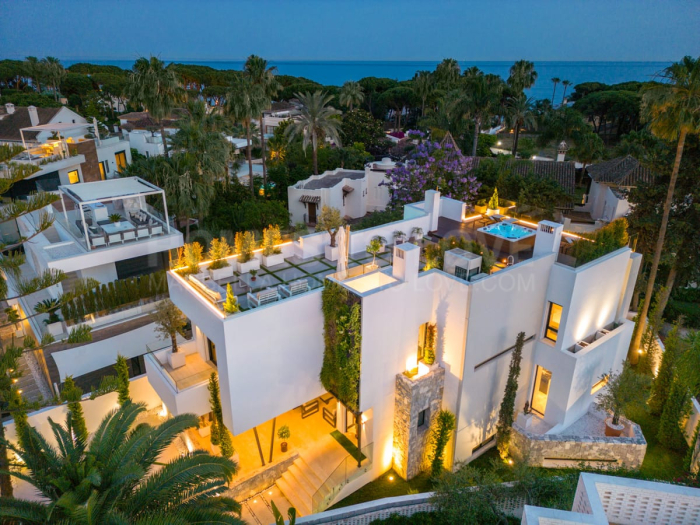 Villa Cypress ist eine der Casablanca Beach Villas, die sich in einer gut etablierten Strandsiedlung mit einfachem Zugang zum Strand befindet