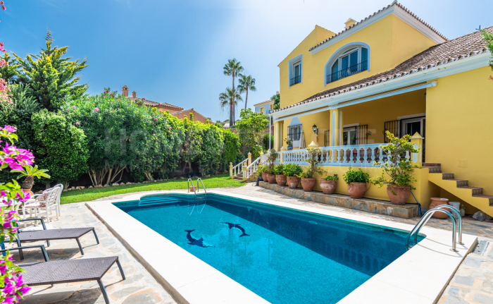 Luxury 3-Bedroom House with Private Pool in Manilva, Malaga