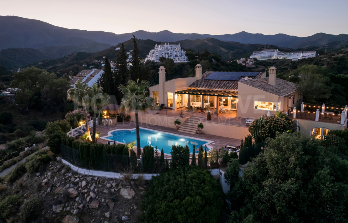 Villa à vendre à El Padron, Estepona Est