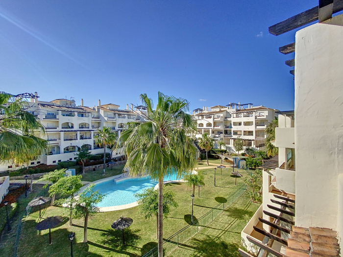 FANTASTIQUE APPARTEMENT PENTHOUSE D'ANGLE AVEC UN EMPLACEMENT INÉGALÉ !! à Sabinillas, Manilva, Málaga