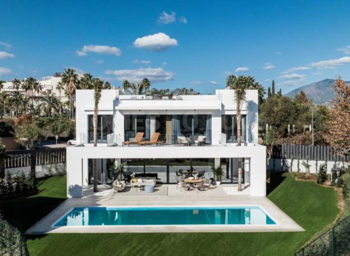 Villa à vendre à El Campanario, Estepona Est