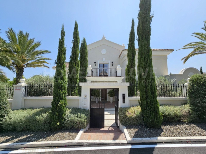 Villa à vendre à El Paraiso, Estepona Est