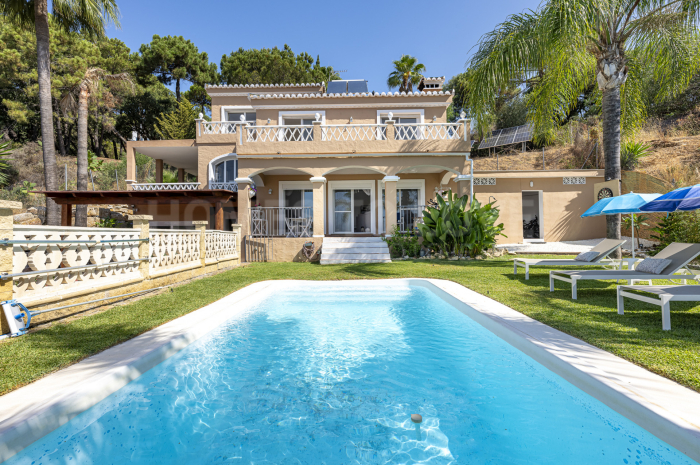 Spacious Villa with Coastal Views and Surrounded by Nature for Sale in Forest Hills, Estepona
