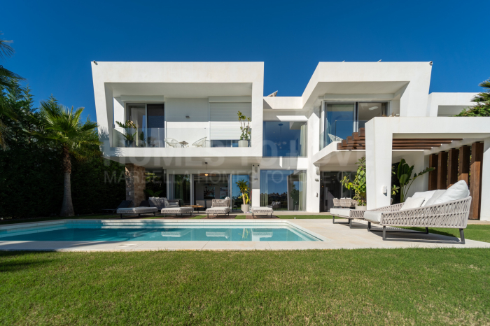 Villa zu verkaufen in Marbella Ost